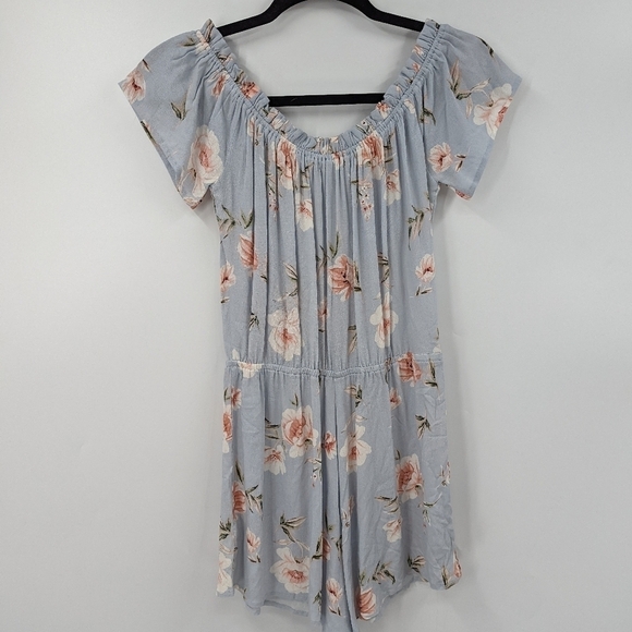 KYLIE & KENDALL Floral Romper - Picture 7 of 7